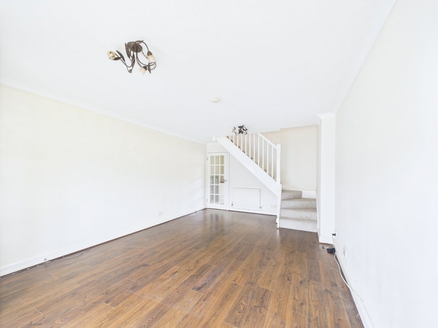 2 bedroom House for Sale Keats Way, Hitchin, Hertfordshire
