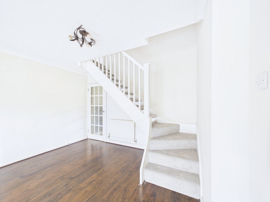 2 bedroom House for Sale Keats Way, Hitchin, Hertfordshire