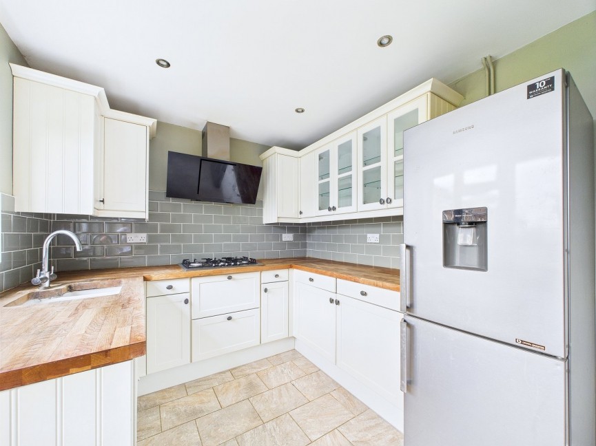 2 bedroom House for Sale Keats Way, Hitchin, Hertfordshire