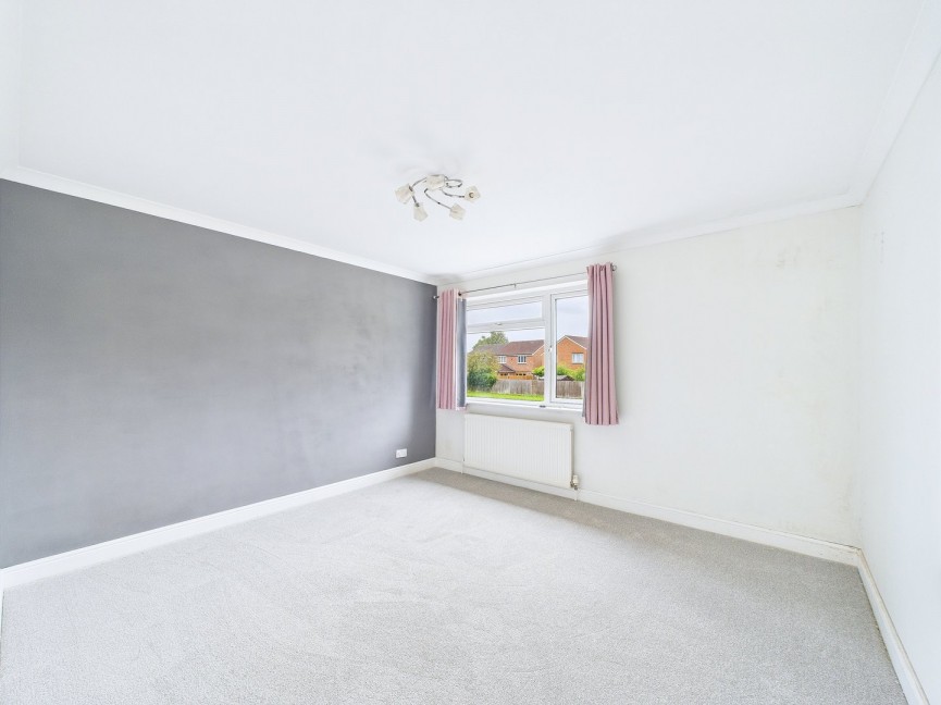 2 bedroom House for Sale Keats Way, Hitchin, Hertfordshire
