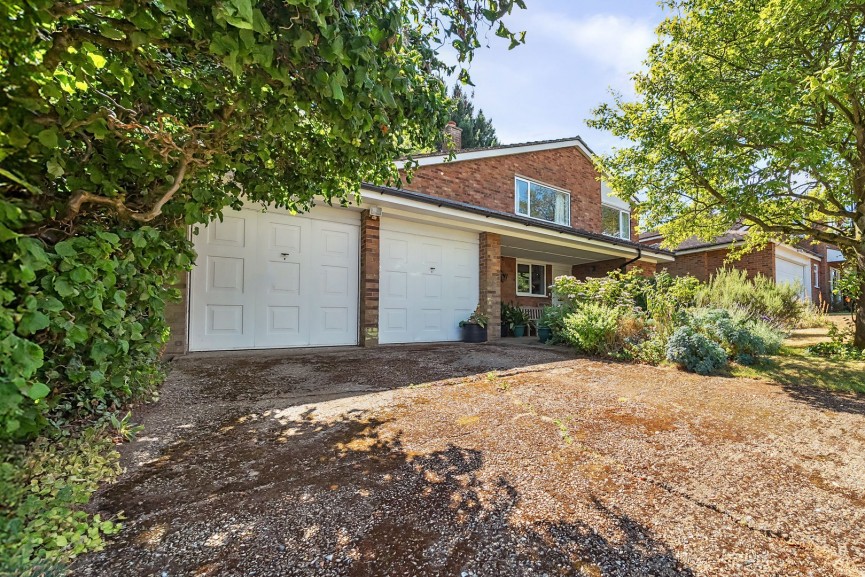 4 bedroom House for Sale Park Hill, Toddington, Bedfordshire