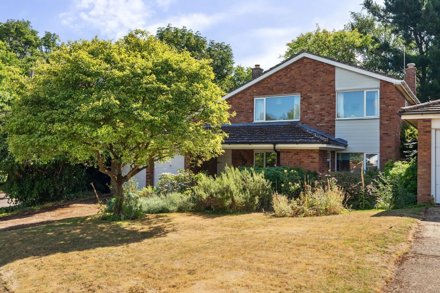 4 bedroom House for Sale Park Hill, Toddington, Bedfordshire