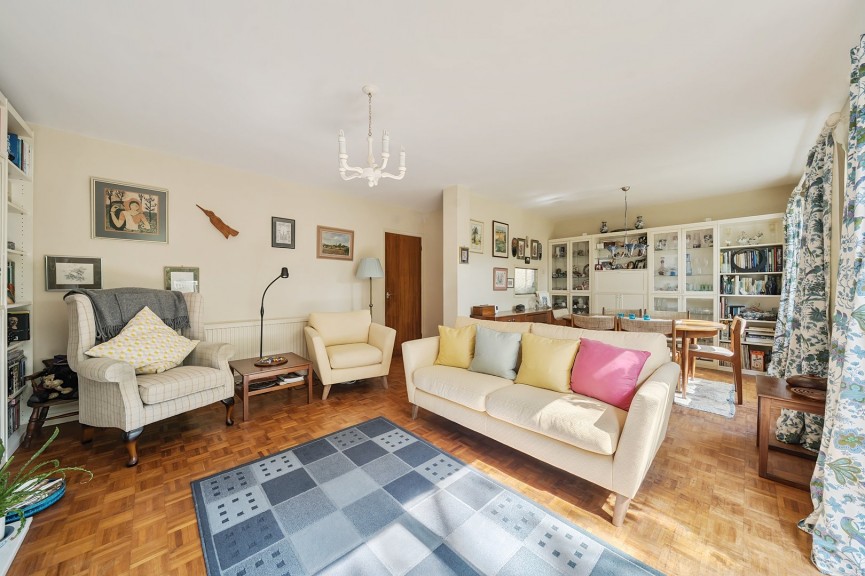 4 bedroom House for Sale Park Hill, Toddington, Bedfordshire