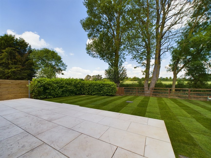 4 bedroom House for Sale Holwell, Hitchin, Hertfordshire
