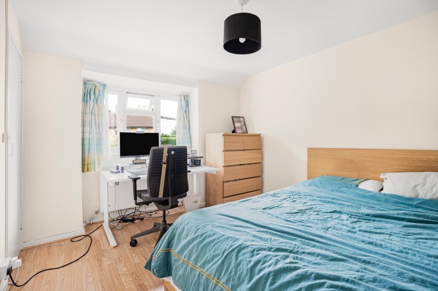 2 bedroom House for Sale Redhall Drive, Hatfield, Hertfordshire