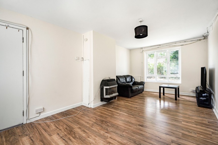 2 bedroom House for Sale Redhall Drive, Hatfield, Hertfordshire