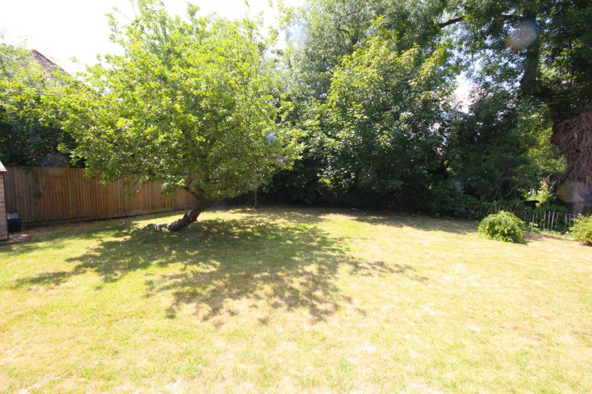 2 bedroom House for Letting Paddock Close, Letchworth Garden City, Hertfordshire