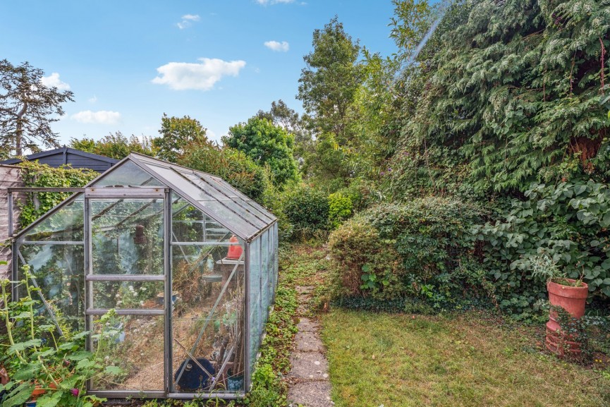 3 bedroom Bungalow for Sale Lavender Way, Hitchin, Hertfordshire