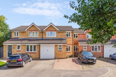 Sturrock Way, Hitchin, Hertfordshire