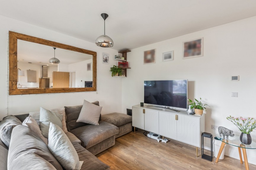 2 bedroom Flat for Sale Allwoods Place, Hitchin, Hertfordshire