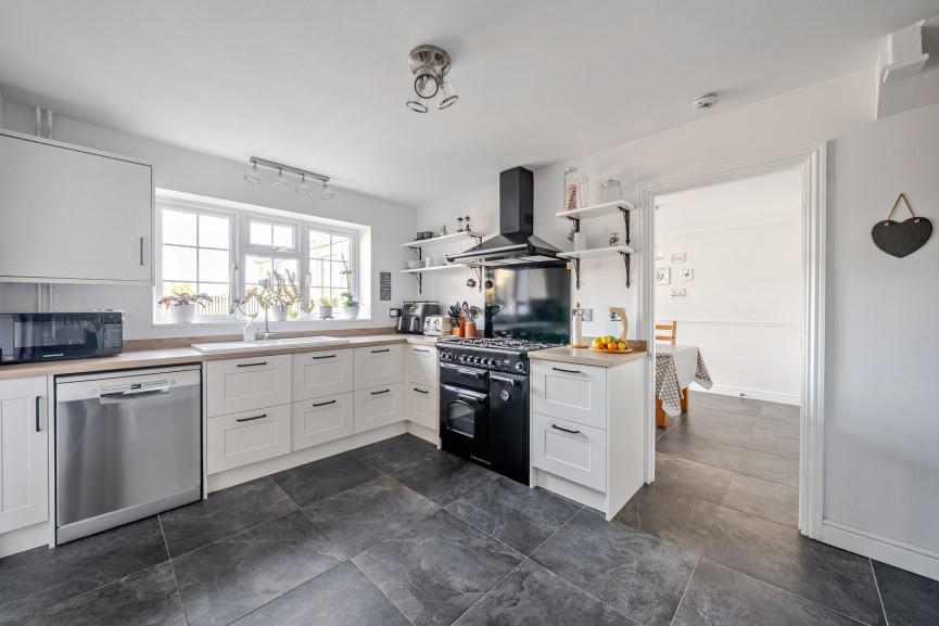 4 bedroom House for Sale Salisbury Road, Flitwick, Bedfordshire