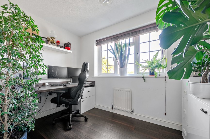 4 bedroom House for Sale Salisbury Road, Flitwick, Bedfordshire