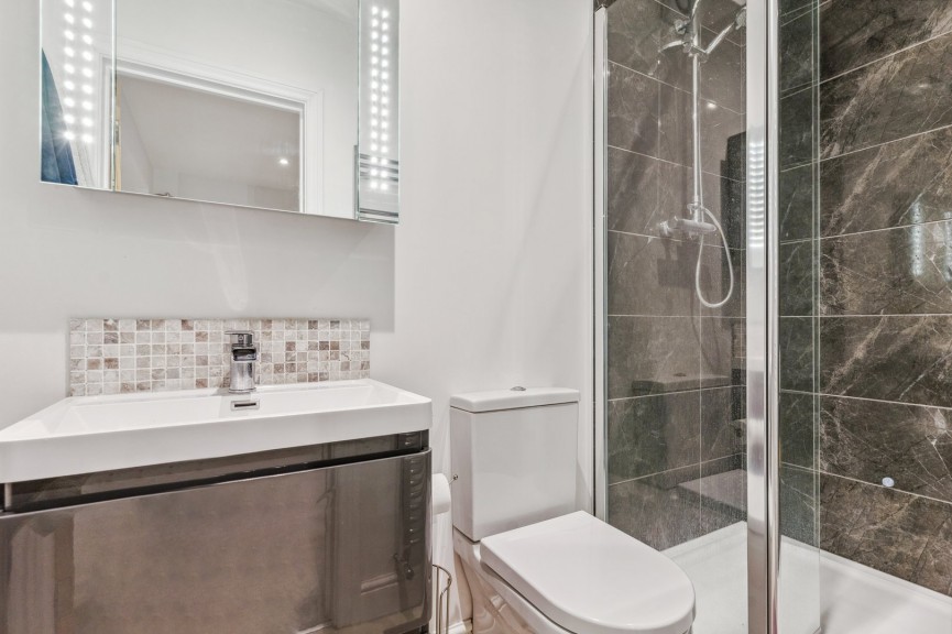 4 bedroom House for Sale Palace Gardens, Royston, Hertfordshire