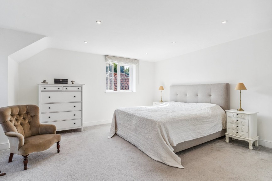 4 bedroom House for Sale Palace Gardens, Royston, Hertfordshire