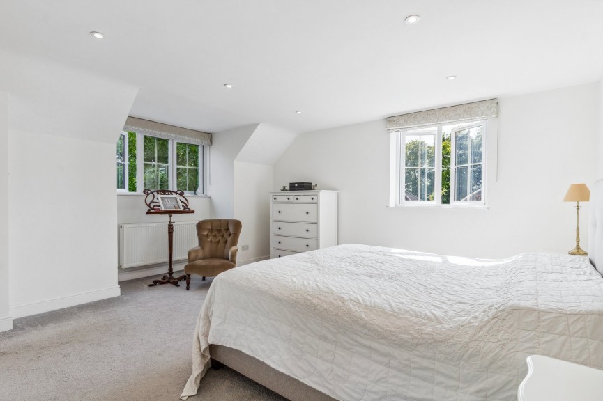 4 bedroom House for Sale Palace Gardens, Royston, Hertfordshire