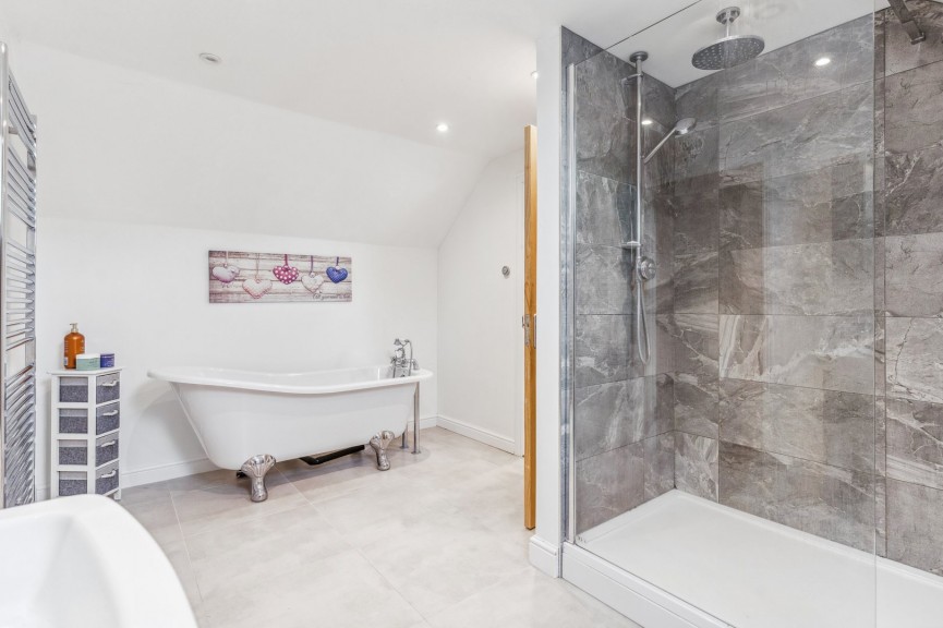 4 bedroom House for Sale Palace Gardens, Royston, Hertfordshire