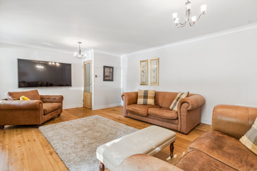 4 bedroom House for Sale Palace Gardens, Royston, Hertfordshire