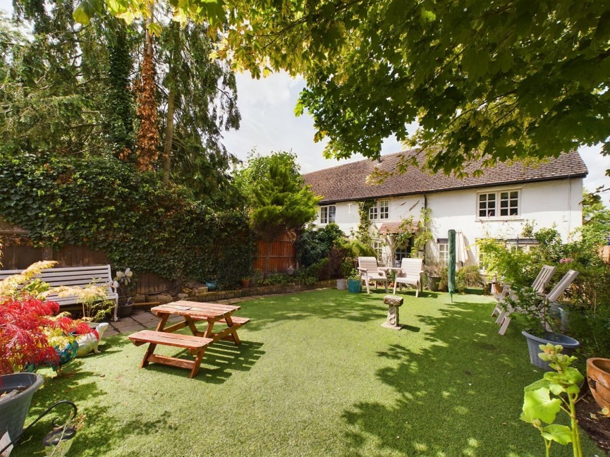 2 bedroom House for Sale Little Wymondley, Hitchin, Hertfordshire