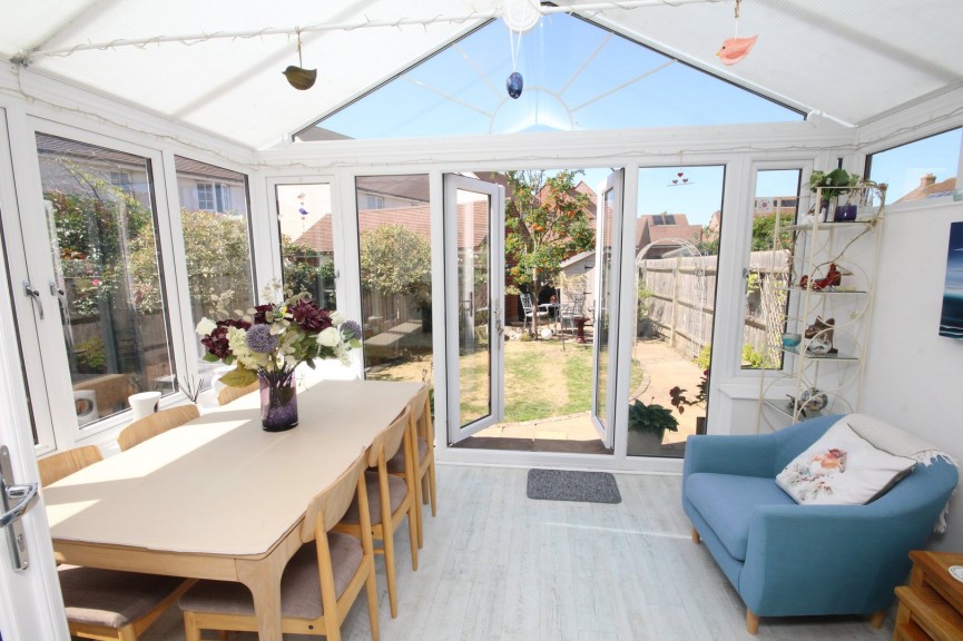 3 bedroom House for Sale Blackwood Avenue, Letchworth Garden City, Hertfordshire