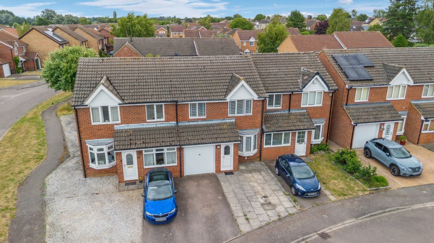 3 bedroom House for Sale Elgar Drive, Shefford, Bedfordshire
