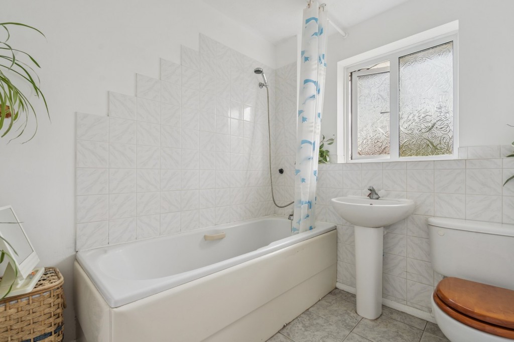 Elgar Drive, Shefford, Bedfordshire