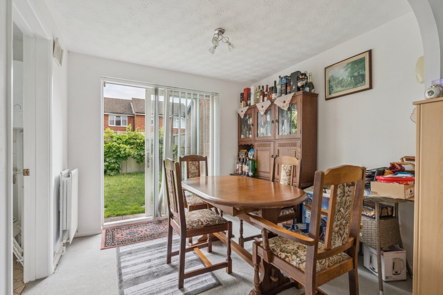 3 bedroom House for Sale Elgar Drive, Shefford, Bedfordshire