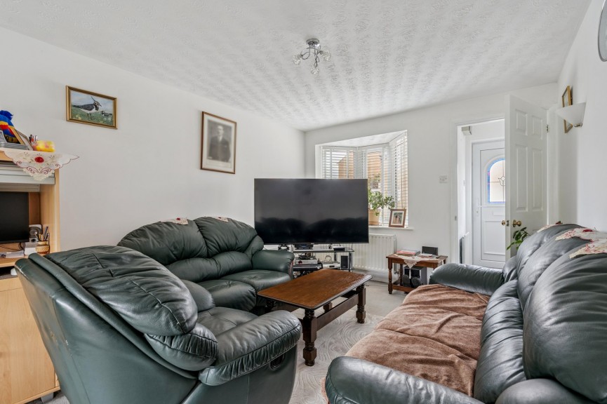 3 bedroom House for Sale Elgar Drive, Shefford, Bedfordshire