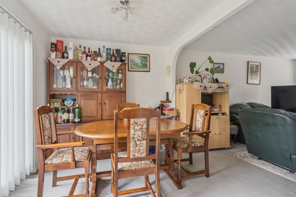 Elgar Drive, Shefford, Bedfordshire