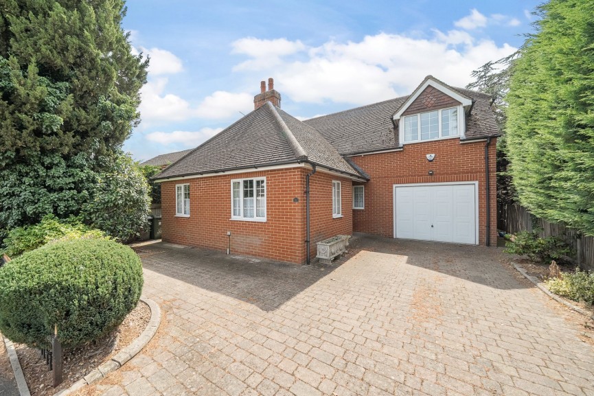 3 bedroom House for Sale Church Road, Westoning, Bedfordshire