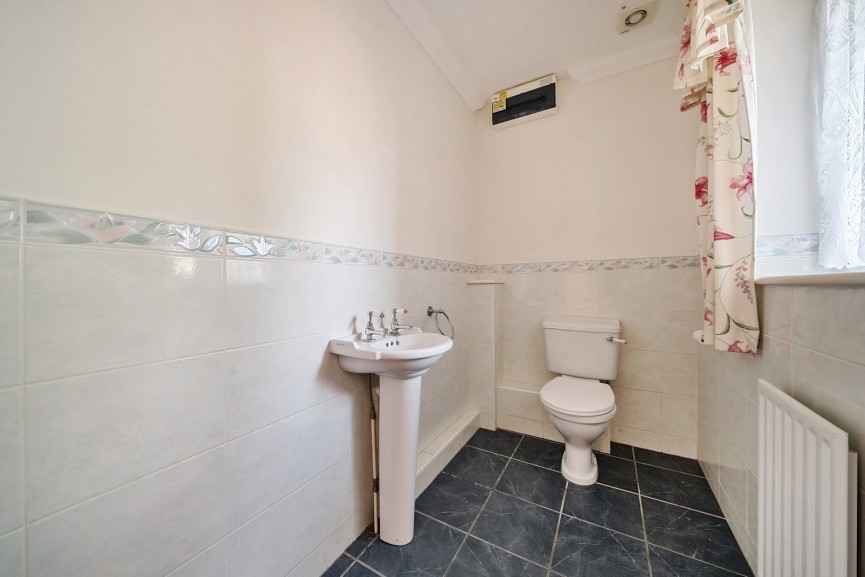 3 bedroom House for Sale Church Road, Westoning, Bedfordshire