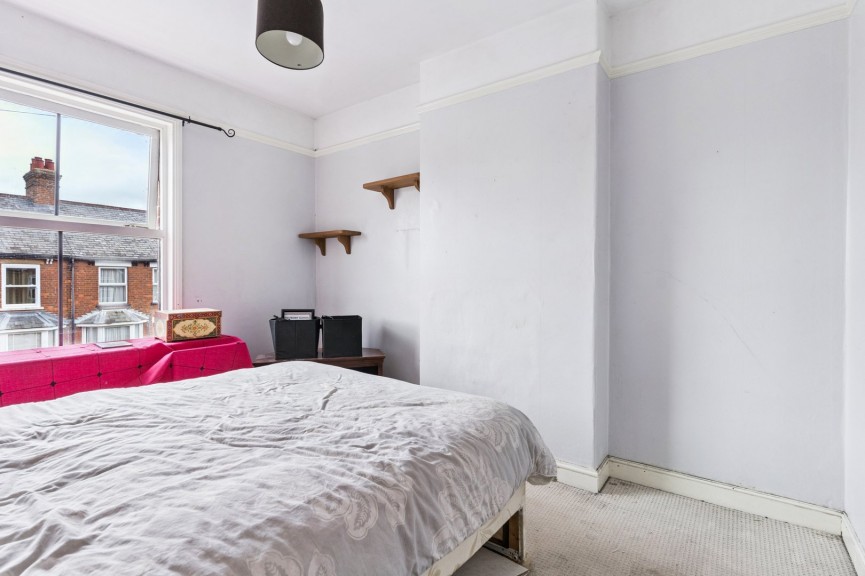 3 bedroom House for Sale Balmoral Road, Hitchin, Hertfordshire