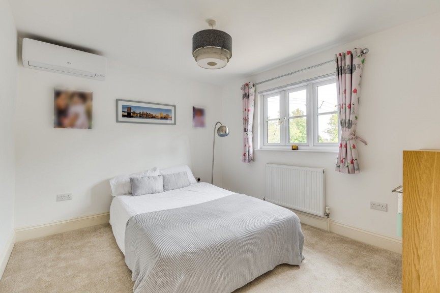 4 bedroom House for Sale Barkway Road, Royston, Hertfordshire