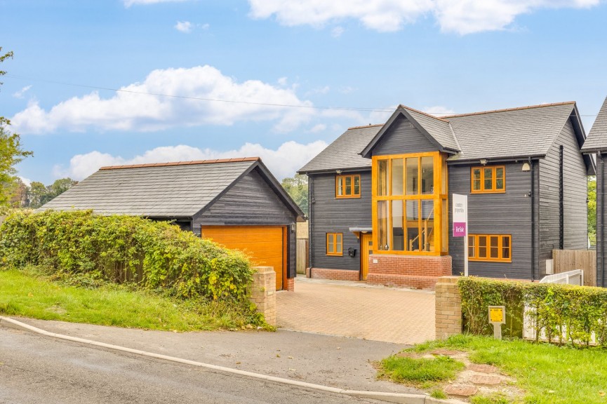 4 bedroom House for Sale Barkway Road, Royston, Hertfordshire