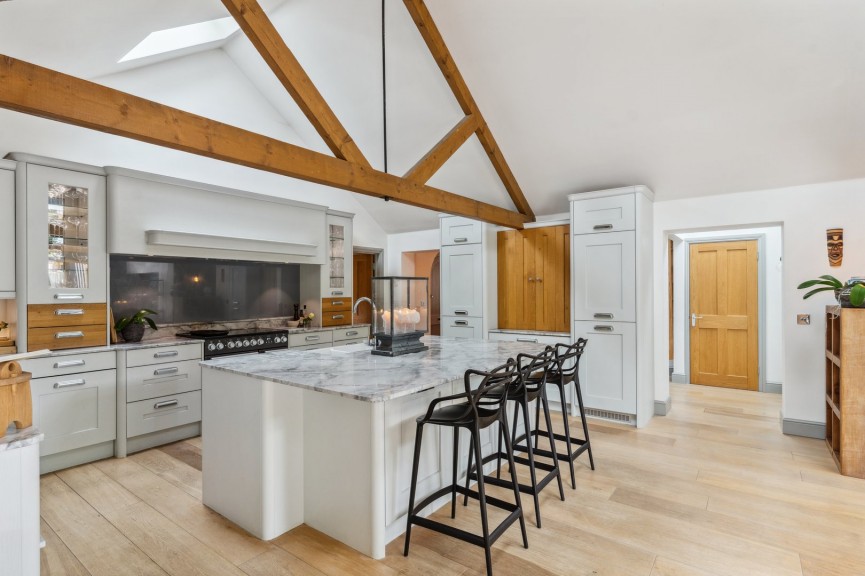 4 bedroom Bungalow for Sale Willian, Hertfordshire
