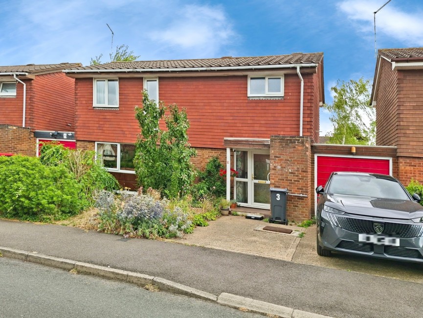 4 bedroom House for Sale The Paddock, Hatfield, Hertfordshire