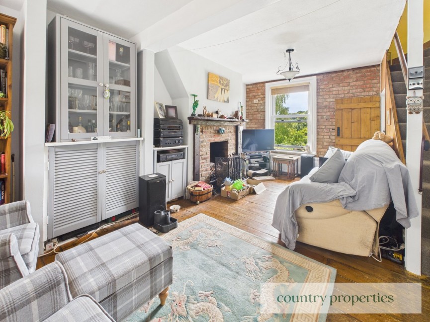 3 bedroom House for Sale Codicote Road, Welwyn, Hertfordshire