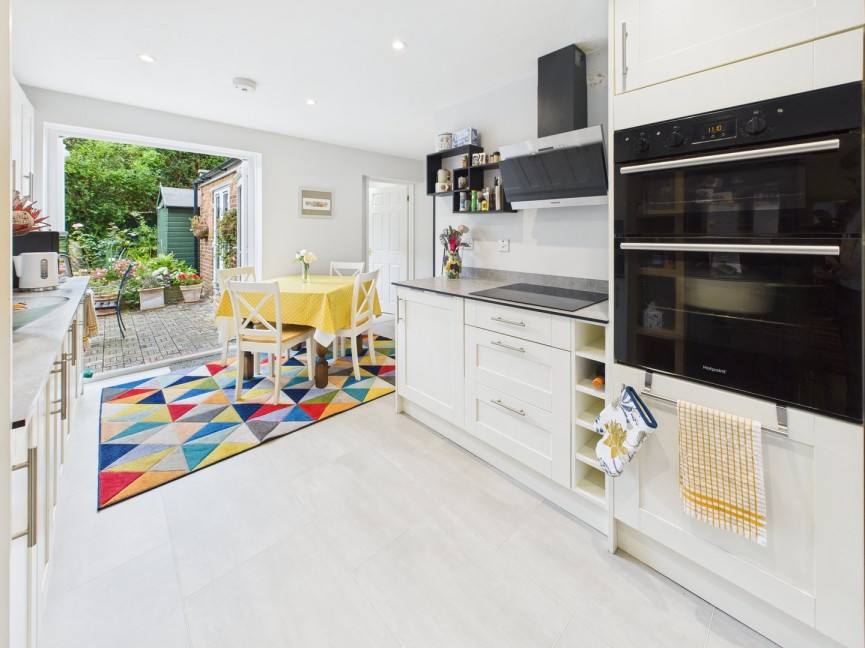 3 bedroom House for Sale St Marys Way, Baldock, Hertfordshire