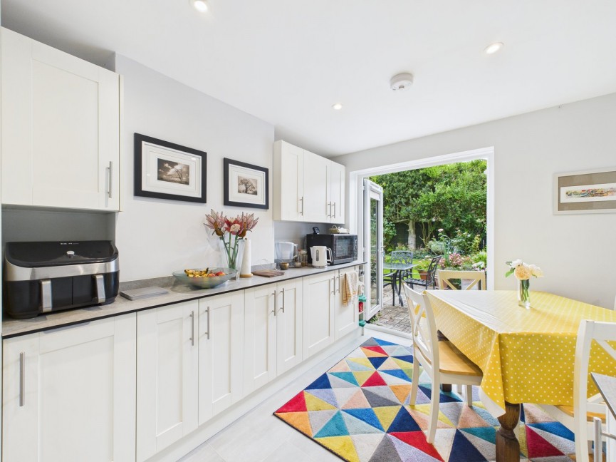 3 bedroom House for Sale St Marys Way, Baldock, Hertfordshire