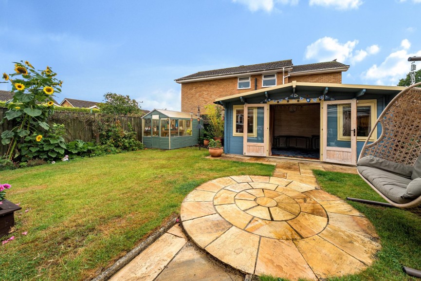 3 bedroom House for Sale Milton Road, Flitwick, Bedfordshire