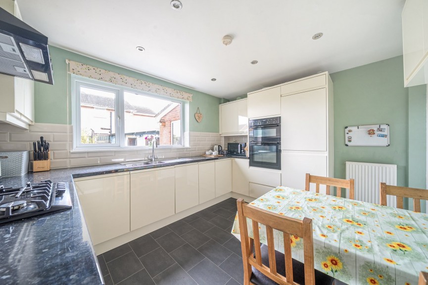 3 bedroom House for Sale Milton Road, Flitwick, Bedfordshire