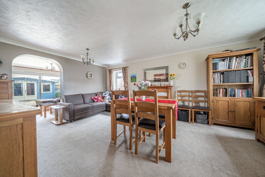 3 bedroom House for Sale Milton Road, Flitwick, Bedfordshire