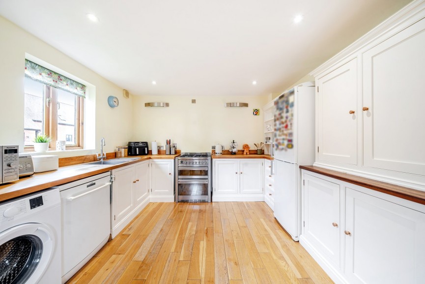 3 bedroom Property for Sale Manor Gardens, Westoning, Bedfordshire