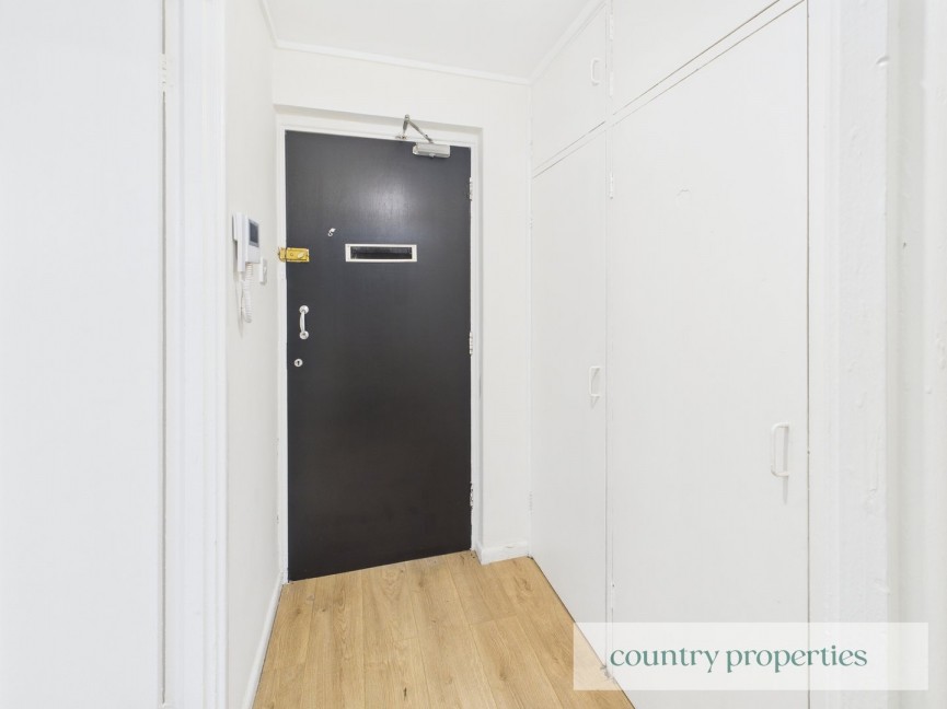1 bedroom Flat for Letting Boundary Lane, Welwyn Garden City, Hertfordshire