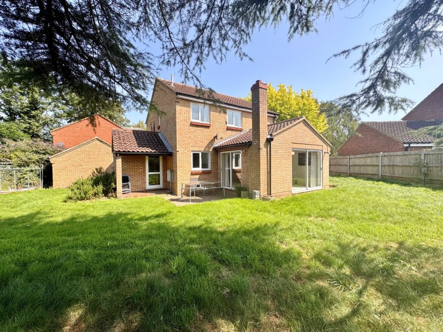 4 bedroom House for Sale Alder Close, Baldock, Hertfordshire