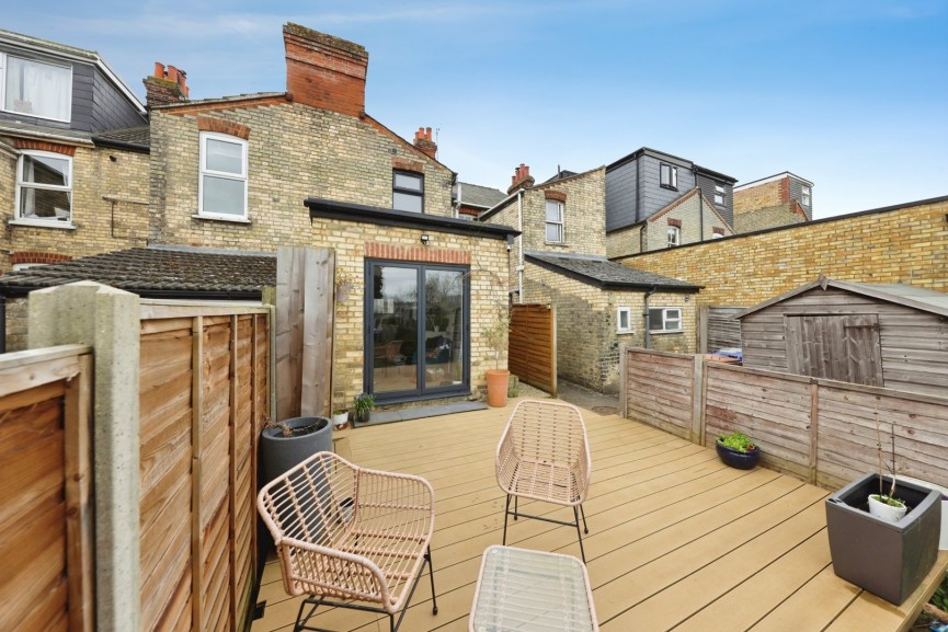 2 bedroom House for Sale Lancaster Road, Hitchin, Hertfordshire