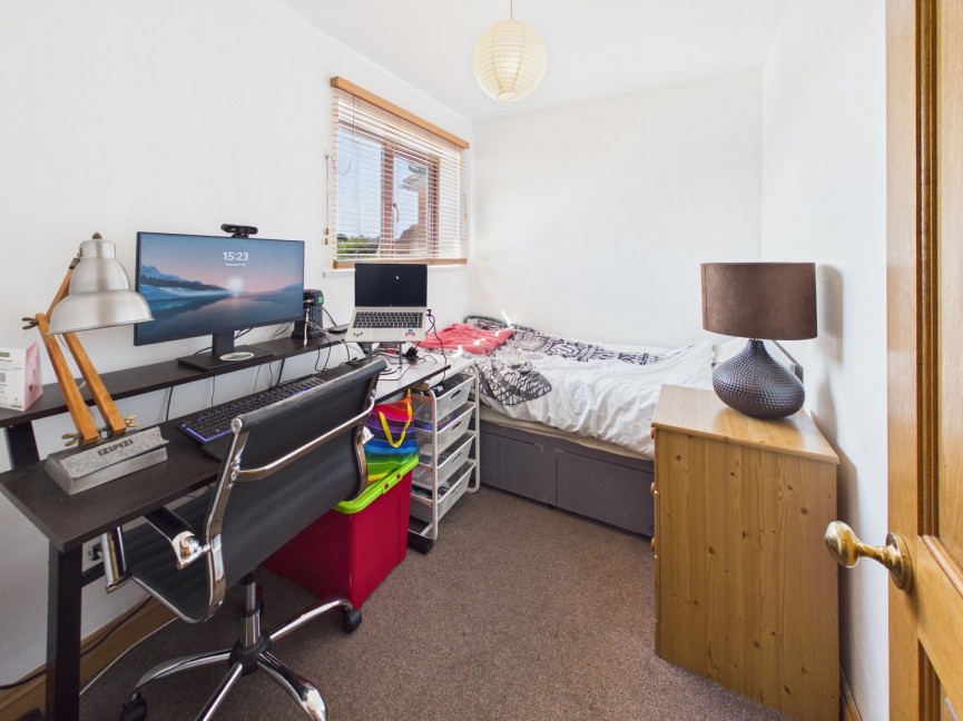 2 bedroom Flat for Sale Mill Street, Gamlingay, Cambridgeshire
