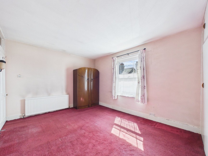 2 bedroom House for Sale Brampton Park Road, Hitchin, Hertfordshire