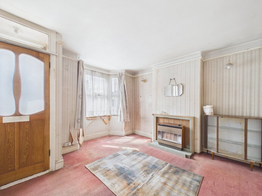 2 bedroom House for Sale Brampton Park Road, Hitchin, Hertfordshire