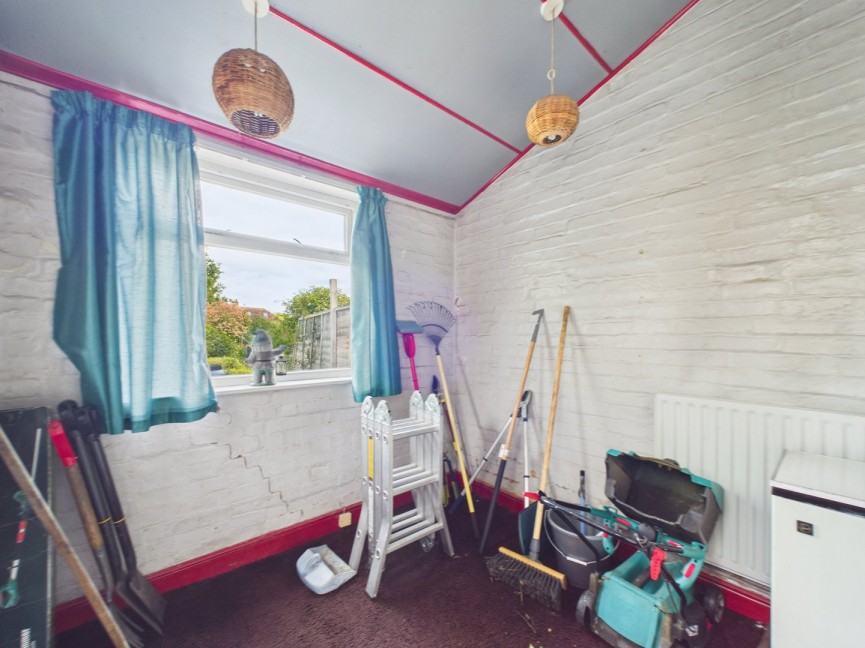2 bedroom House for Sale Brampton Park Road, Hitchin, Hertfordshire