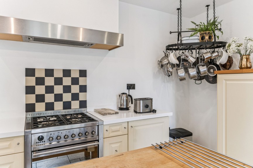 4 bedroom House for Sale Gaping Lane, Hitchin, Hertfordshire